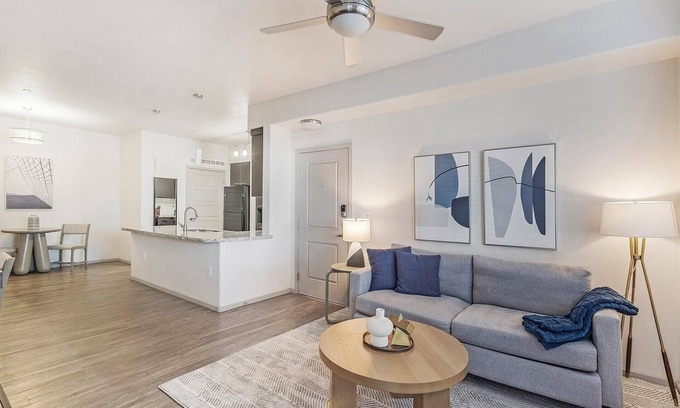 Arrowhead Ranch Appartement | Landing | Modern 1BD, Gym