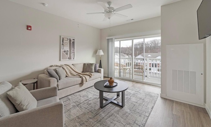 Willow Springs Appartement | Landing at Willow Glen Lofts - 2 Bedrooms in Willow Springs