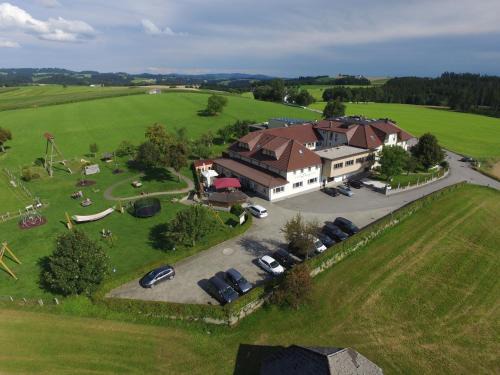Sankt Ulrich im Muhlkreis Hôtel | Langs Wirtshaus