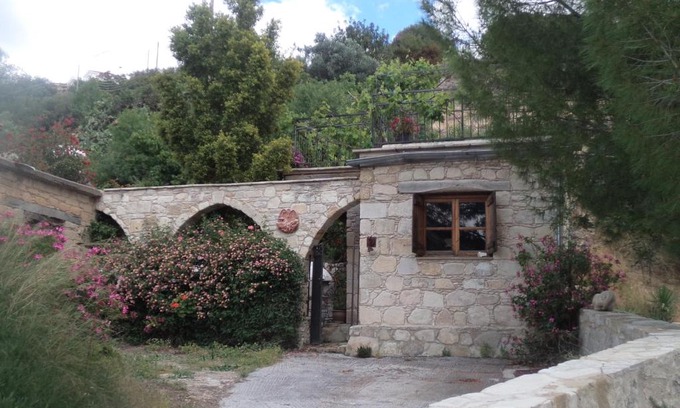 Lemona Maison | Lantana Stone House