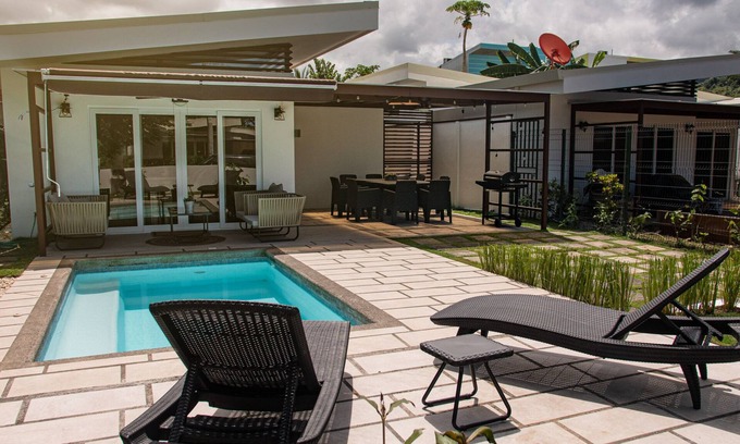 Barrio Ricos y Famosos Maison | Lapa Beach House * New House w/ Private Pool