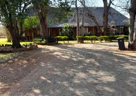 Lephalale Cabine | Lapa Lê Lê Lodge