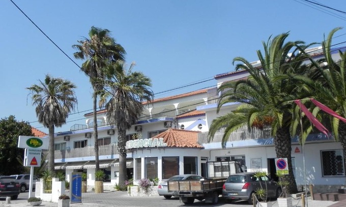 Charneca de Caparica e Sobreda Maison | Lareira do Pinheirinho