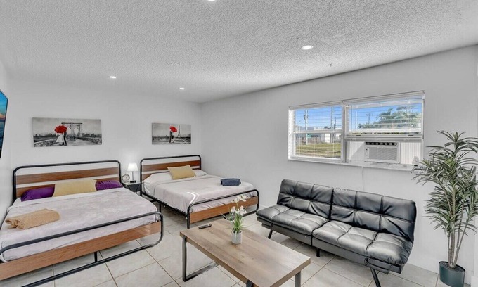 Royal Poinciana Maison | Large 2 Bed Studio Close to Beach & Hard Rock HA03