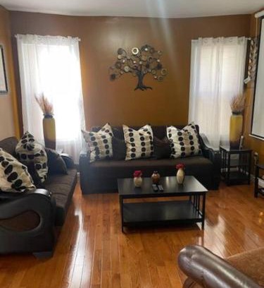 Newark Appartement | Large 3 BRM 2 Bath Near EWR NYC