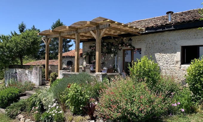 Brossac Cottage | Grand gîte pour 10 avec des vues fantastiques