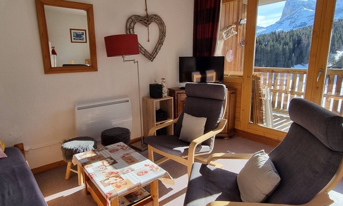 Saint-Etienne-en-Devoluy Appartement | Grand appart 3 pièces / 6 p. au coeur de la station - orienté plein Sud