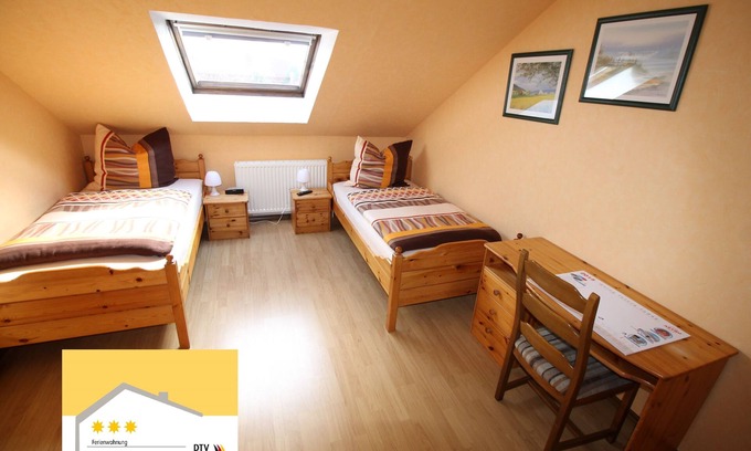 Kolonie Veenhusen Appartement | Grand appartement 3 étoiles à Moormerland: Appartement Torfring
