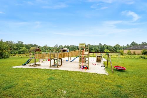 Bording Maison | Large 30-Person Holiday Home With Pool And Spacious Activity Room - 5000