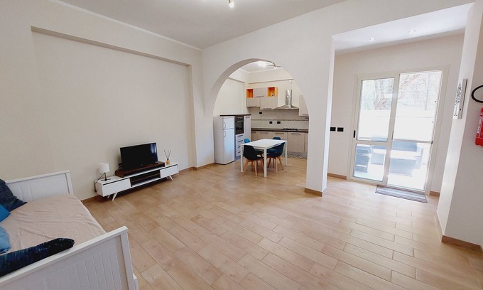 Bocale Appartement | Large apartment close to the sea, just a few minutes from the town center.