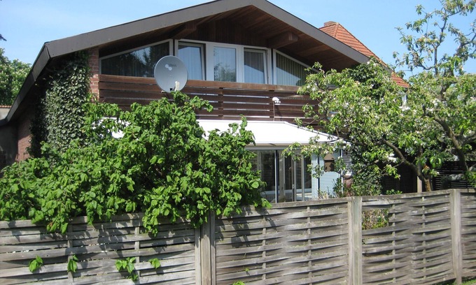 Sankt Michaelisdonn Maison | grand appartement près de la mer du Nord avec véranda, cheminée, sauna