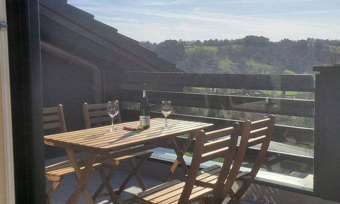 Zarautz Appartement | Large apartment in a beautiful coastal setting