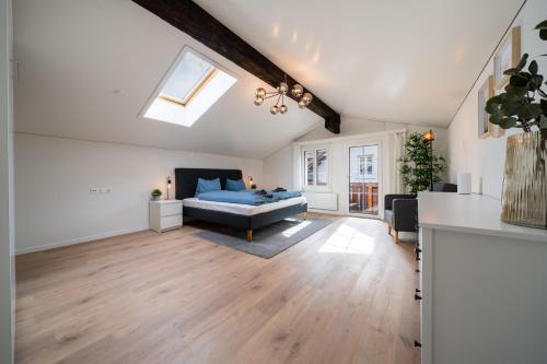 Brienz Appartement | Large apt in town center next to Brunngasse & near lake