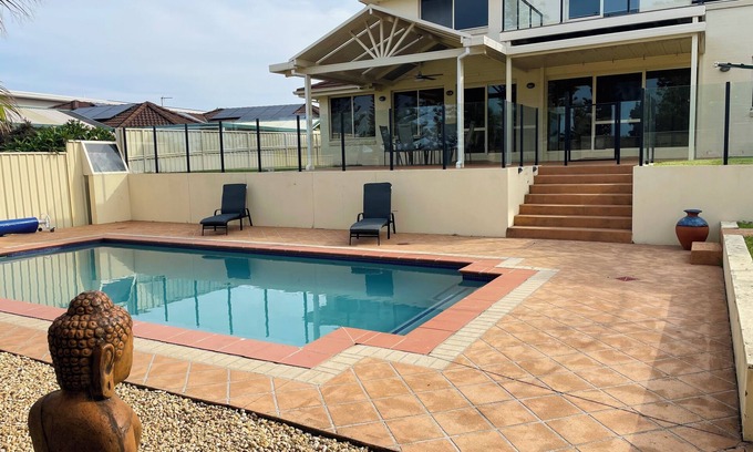 Shell Cove Maison | Large Coastal Retreat with Saltwater Pool Shell Cove