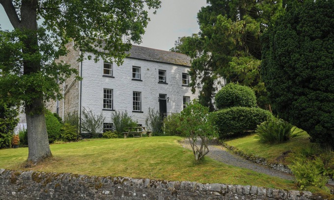 Alston Maison | Large comfortable Manor House & Gardens in the North Pennines, Cumbria