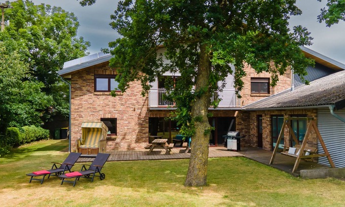 Norstedt Maison | Grande zone communautaire avec piscine, grand jardin, entr centralisée. Nord-u. Mer Baltique