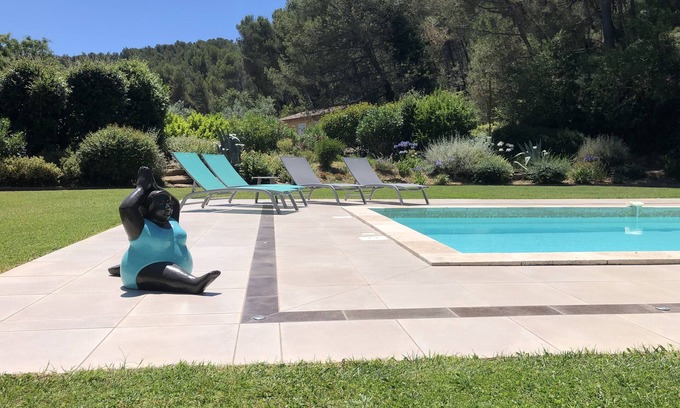 Cabries Villa | Grande villa contemporaine avec piscine, entre Aix-En-Provence et Marseille