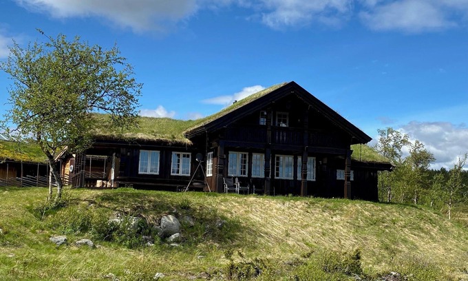 Al Municipality Cabine | Large cozy cabin in the mountains with 13 beds and private hot tub - Jacuzzi
