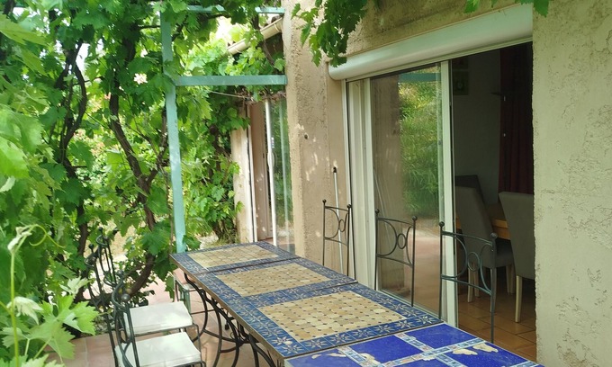 Roumoules Maison | Large detached house in the Verdon nature park.