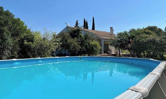 Viols-le-Fort Maison | Large family home with swimming pool and air conditioning, suitable for children.
