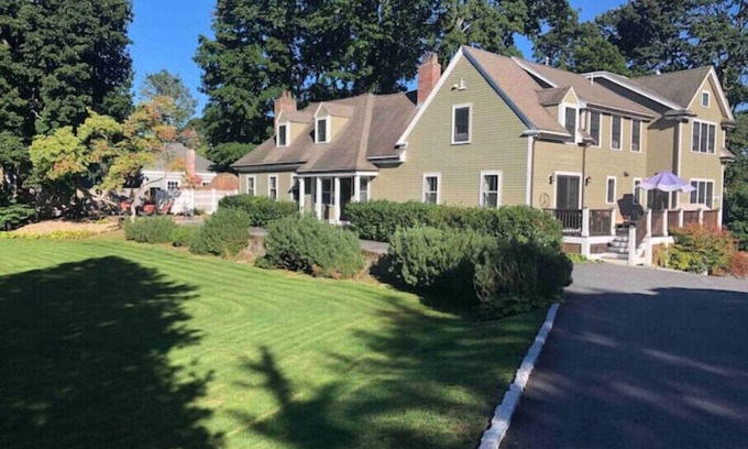 Marblehead Maison | Large family home in great location