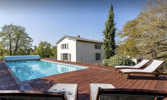 Saint-Genis-les-Ollieres Maison | Large family home with swimming pool