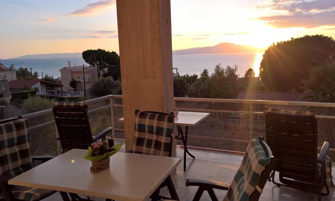 Mikri Mantineia Maison | Maison de vacances de luxe HiTec près de la plage