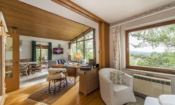 Weidenberg Appartement | Large, fully equipped vacation home (65sqm) with covered terrace and wood-burning stove