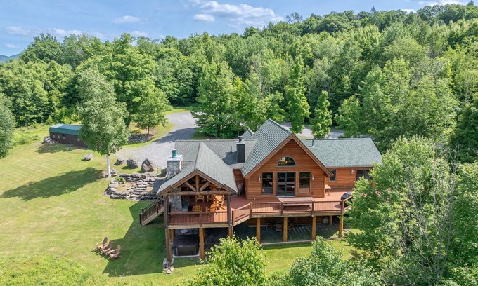 Prattsville Maison | Large Group Catskills Mountain Retreat near Hunter & Windham Mountains