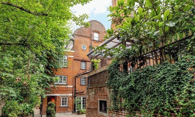Frognal and Fitzjohns Appartement | Large Hampstead Luxury Apartment for 10