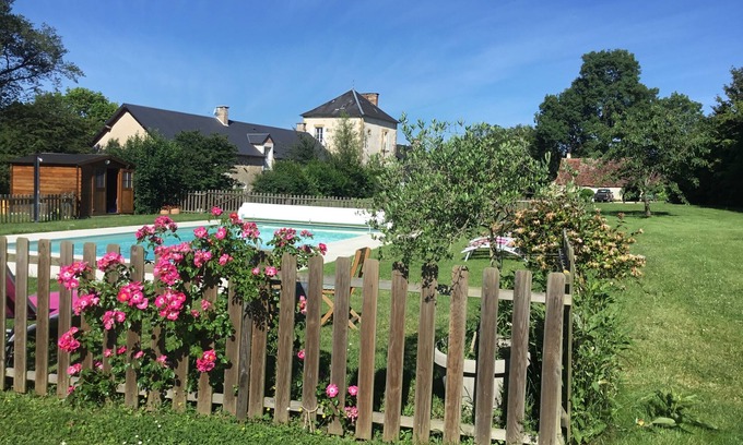Prissac Maison | Grand gite chambres d'hôtes Domaine de Montgenoux en Brenne