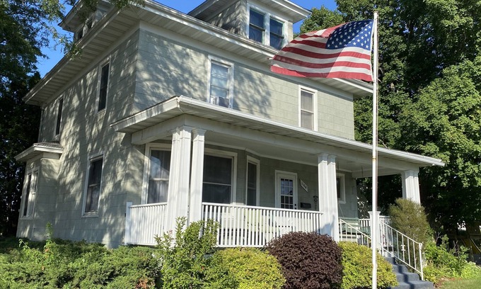 Dyersville Maison | Large Home 5 min to Field of Dreams