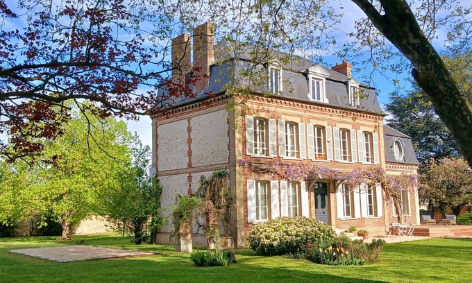 Villers-sur-le-Roule Maison | Grande Maison Les Roseaux, Piscine, Grand Jardin, 1 heure de Paris