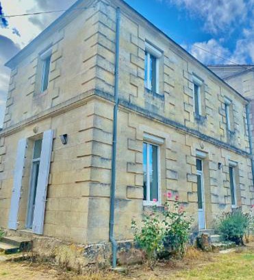 Nerigean Maison | Large house Château de Crain