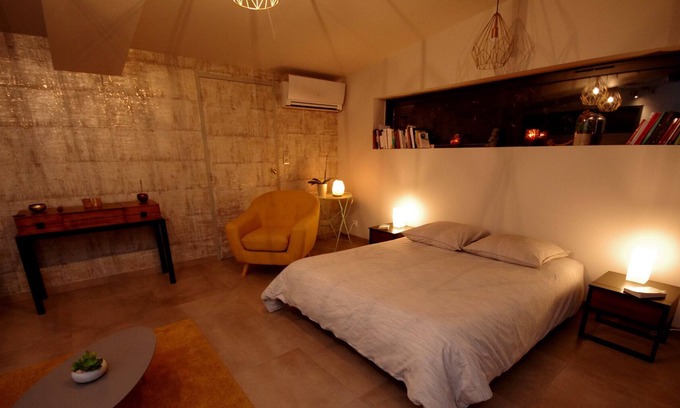 Lespinasse Appartement | Grand studio vue sur lac avec jacuzzi (T.ext > 5°C)