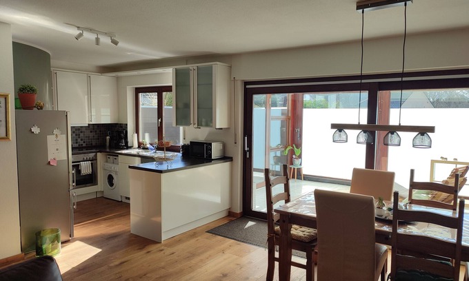 Lennep Maison | Large Lennep maisonette apartment in the countryside - centrally located