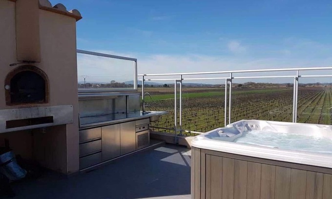 Raissac-d'Aude Cottage | Grand loft proche de Narbonne et de ses plages, jaccuzi privé, idéal famille