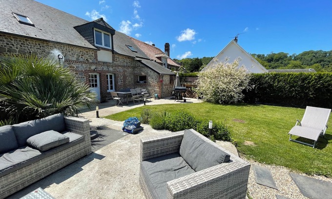 Vittefleur Maison | Large Normandy seaside house with heated pool and Nordic bath