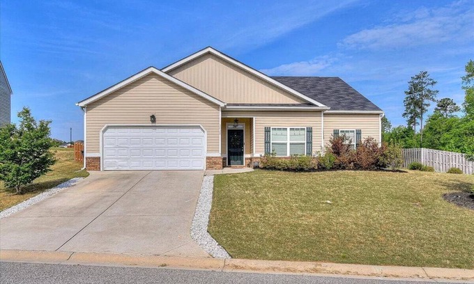 Fort Gordon Maison | Large Open Concept Home <20 min from Augusta National