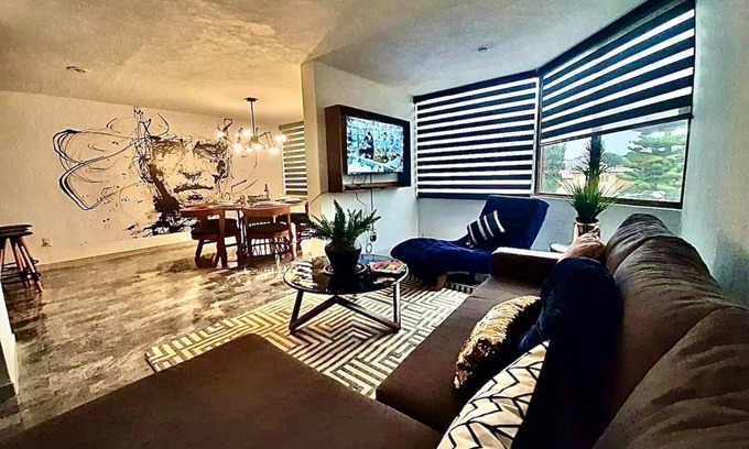 Zapopan Appartement | LARGE PH, FULL FLOOR 100% REFURBISHED EXPO AREA