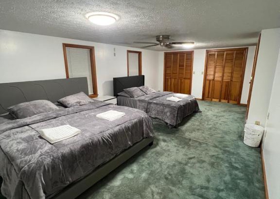 Biddeford Maison | Large Private Room with shared bathroom (Room #4)