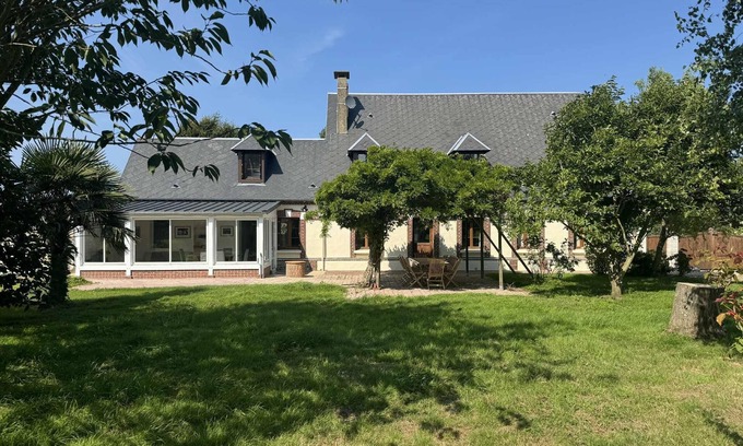 Ecretteville-sur-Mer Maison | Large, quiet house 1.5 km from a quiet beach.