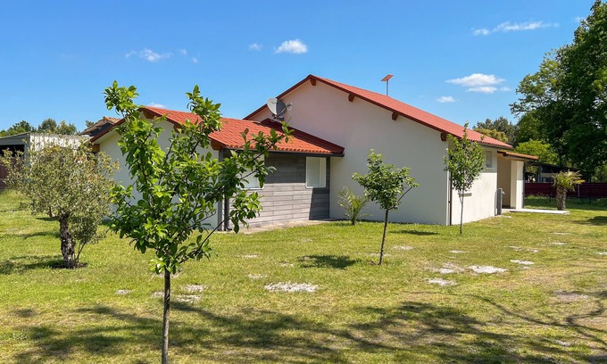 Lacanau Maison | Grande maison neuve et calme au milieu de la nature, à 15 minutes de la plage