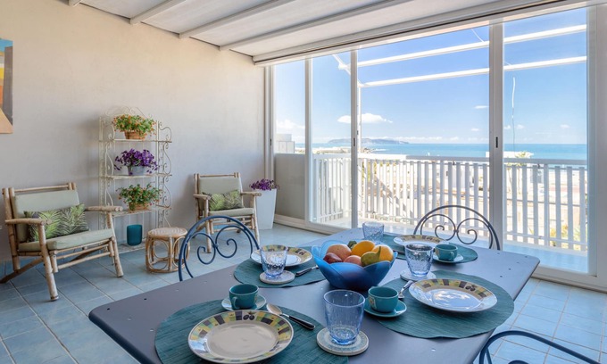 Casa Santa Appartement | Large seaview penthouse with private parking