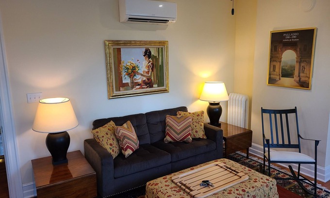 Catskill Appartement | Large, Sunny, Spacious Apartment Steps From Main Street, Catskill
