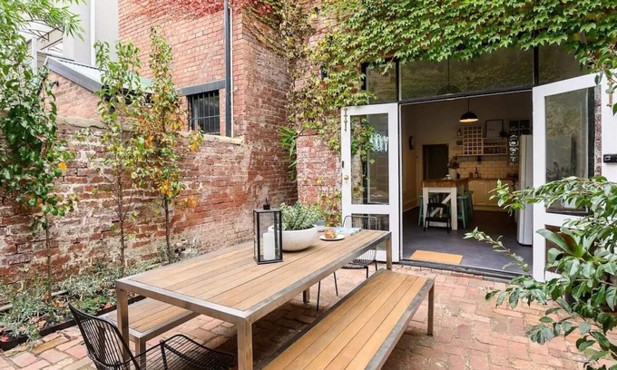 West Melbourne Maison | Large Terrace In Central Melbourne Neighbourhood