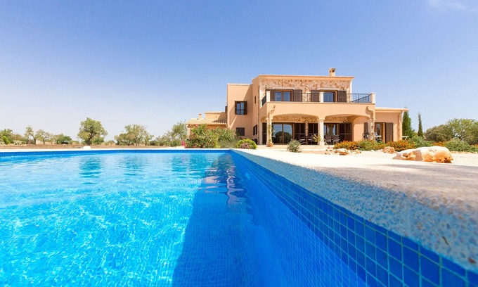 Es Llombards Villa | grande villa avec piscine, vue sur la réserve naturelle de Cabrera et la mer & WiFi