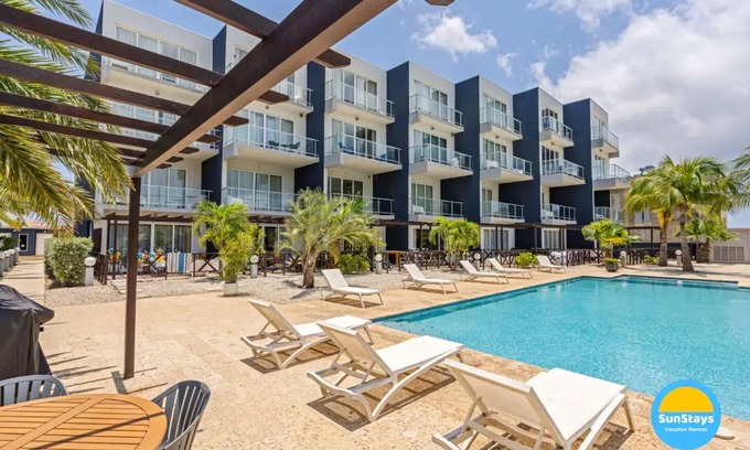 Oranjestad Appartement | Le plus grand espace pour les groupes sur le gratte-ciel de Palm Beach