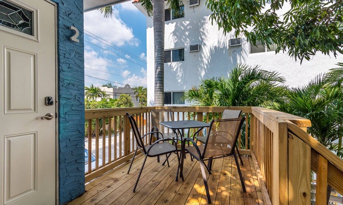 Colee Hammock Appartement | Appartement Las Olas de 2 chambres: marcher jusqu'à la plage, manger et sortir la nuit!