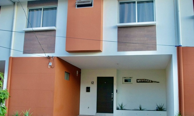 Santa Tecla Maison | Las Pergolas Vacation House 15 min to 🏖& 🏙